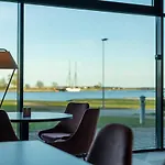 Meri Seaside & Kuressaare