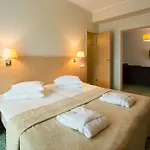 Hotel Meri Seaside & 3*