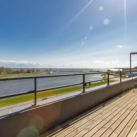 Meri Seaside & 3* Kuressaare