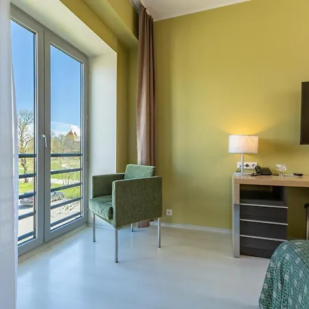 Meri Seaside & Hotel Kuressaare