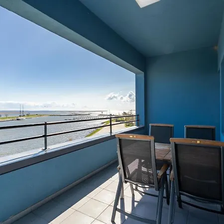 Meri Seaside & Kuressaare