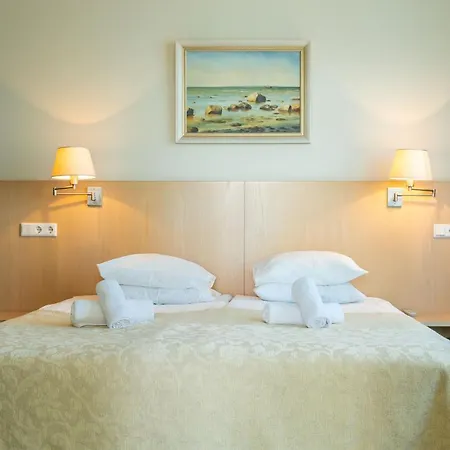 Meri Seaside & Hotel 3*