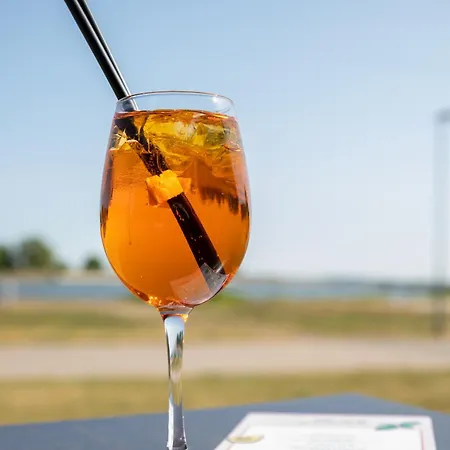 Meri Seaside & 3* Kuressaare