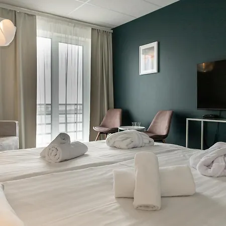 Meri Seaside & Hotell Kuressaare