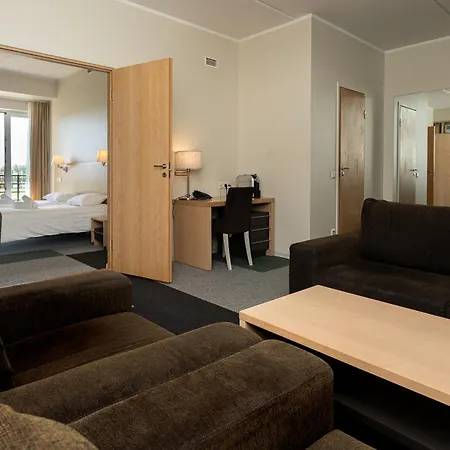 Meri Seaside & Hotel Kuressaare