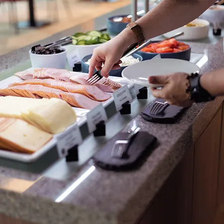 Meri Seaside & Kuressaare