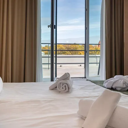 Meri Seaside & Kuressaare