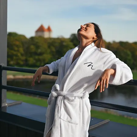 Meri Seaside & 호텔