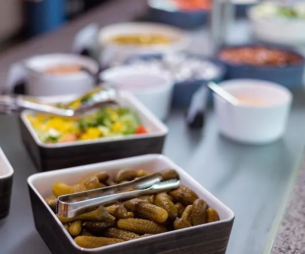 Meri Seaside & Hotell Kuressaare