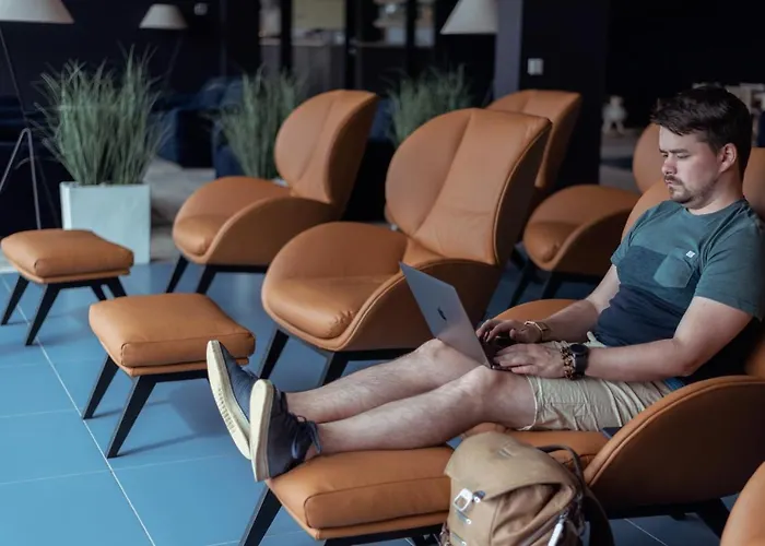 Meri Seaside & Hotell