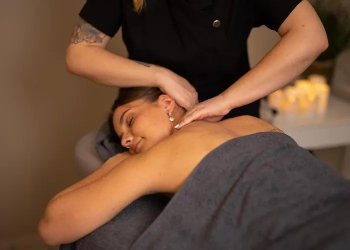 Meri Seaside & فندق