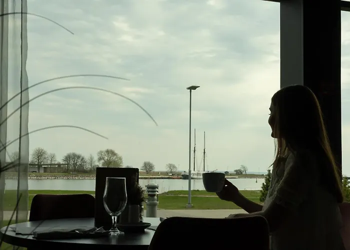 Meri Seaside & 쿠레사아레