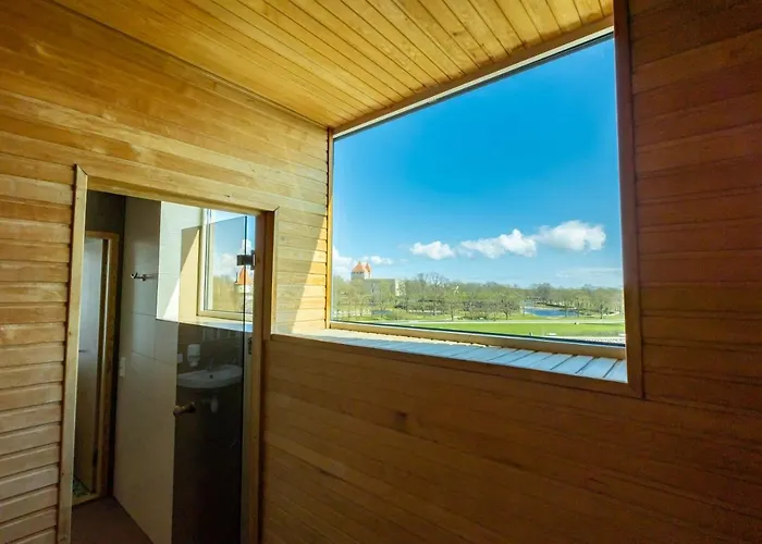 Meri Seaside & 3* Kuressaare