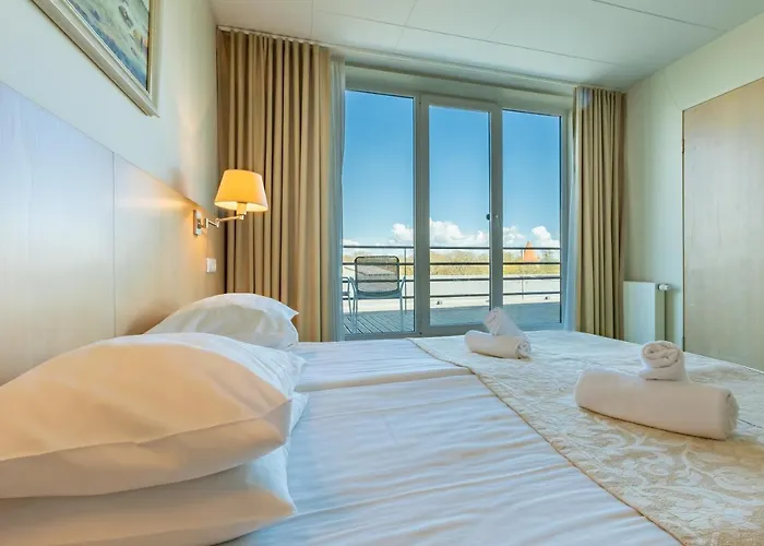 Meri Seaside & Hotell