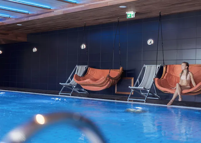 فندق Meri Seaside & كوريسارِ