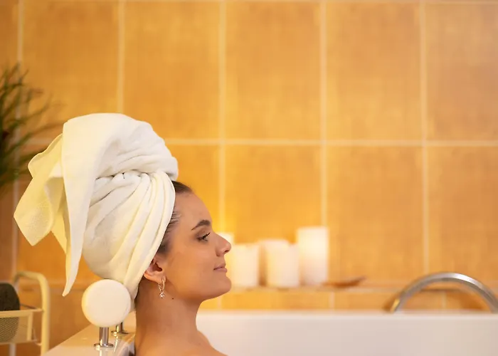 Meri Seaside & Hotel 3*