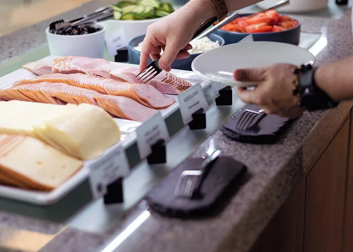 Meri Seaside & 쿠레사아레