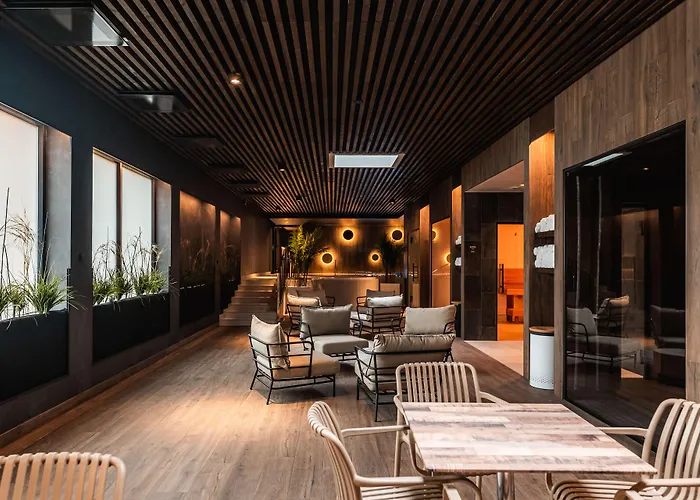 Meri Seaside & Hotell Kuressaare