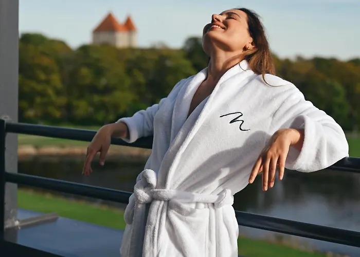 Meri Seaside & 호텔